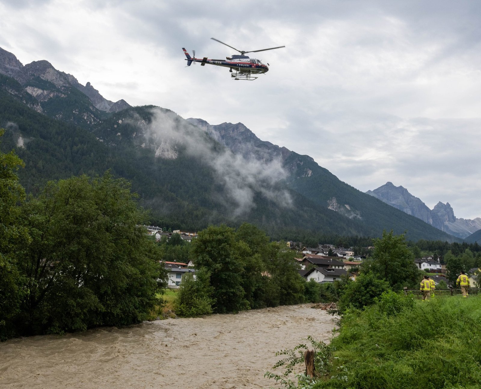 Hochwasser- und Unwetterlage